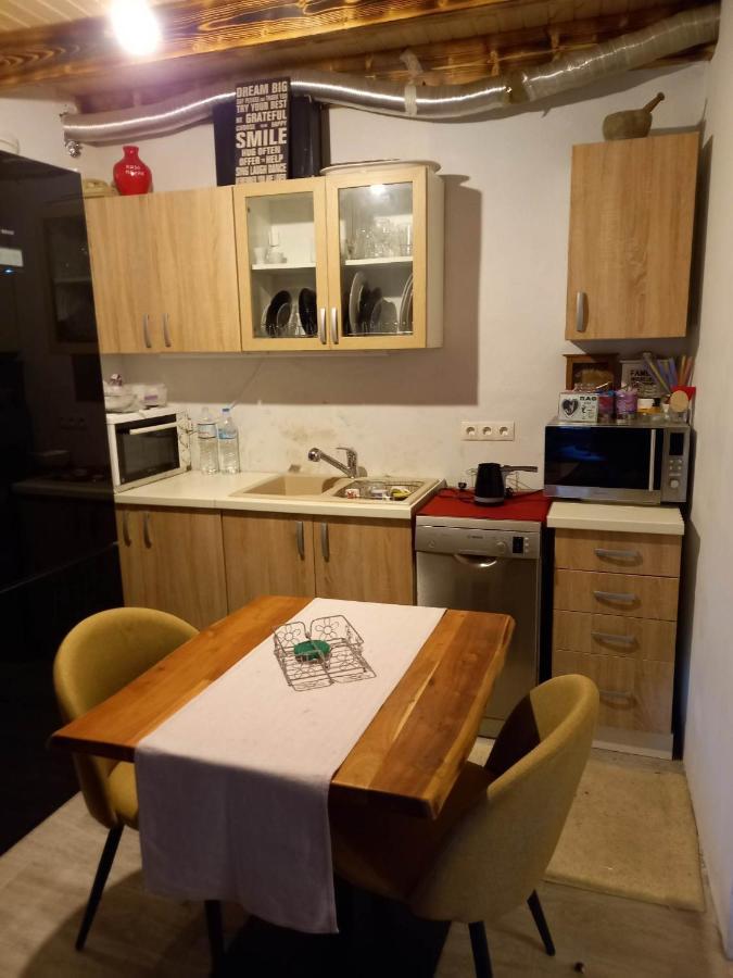 Fofi Apartamento Áyioi Dhéka Exterior foto
